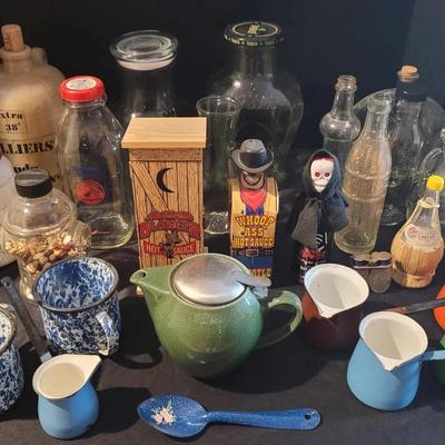 Vintage Bottles Jars And Retro kitchen accessories & more