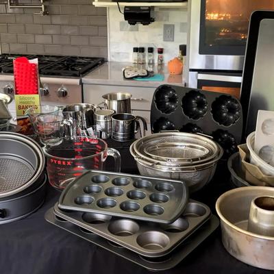 Baking Ware Collection Featuring Pyrex Measuring Cups, Cake Pans & Mixing Bowls