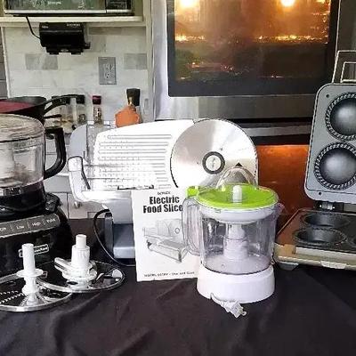 Kitchen Appliance Collection Featuring KitchenAid Food Processor, Ultrex Slicer & Breville Pie Maker