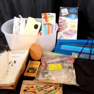 Crafting Supplies with Runruii Plastic Impulse Film Sealer