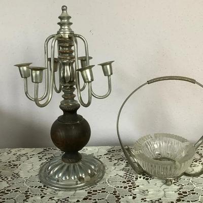 Dilly 6-arm Candelabra Wood and Metal. 