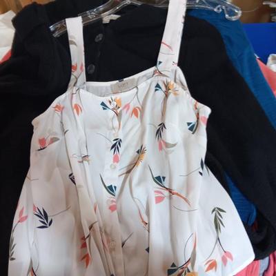 Sale Photo Thumbnail #397