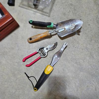 Sale Photo Thumbnail #219