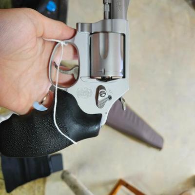 Sale Photo Thumbnail #379