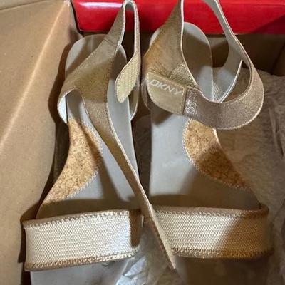 Sale Photo Thumbnail #45