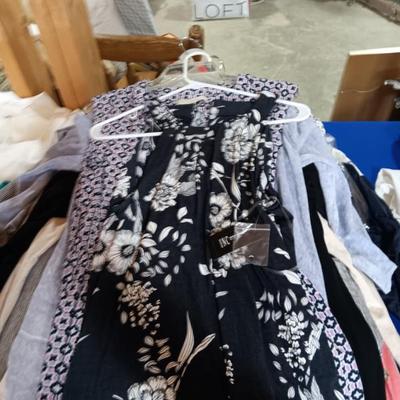 Sale Photo Thumbnail #395