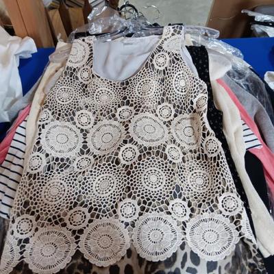 Sale Photo Thumbnail #391