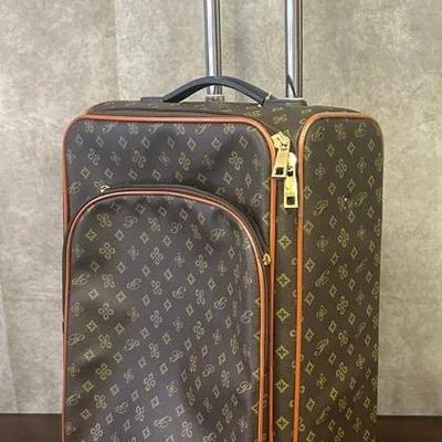 Medium-Large Sized Wheeled Suitcase With Handle 