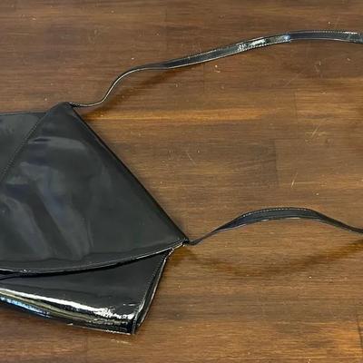 Charles Jourdan Black Envelop Style Shoulder 