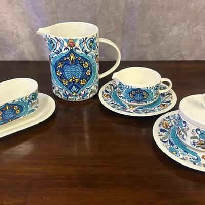 Villeroy & Boch Izmir Porcelain Set of Butter Dish, Sugar Caddy Cream Pitcher & Large Pitcher