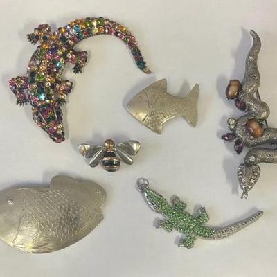 Assorted Animal Pins & Alligator Pendant 