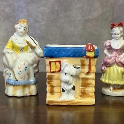 Vintage Made In Occupied Japan Porcelain Figure Set