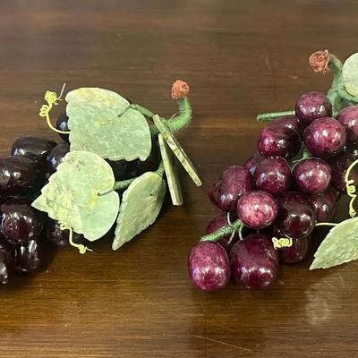 Hardstone Decorative Red Grapes On Vine Pair 