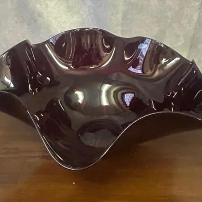 Blenko Glass Company Handcrafted Dark Red Ruffled Bowl