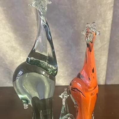 Glass Giraffe Figurine Set 