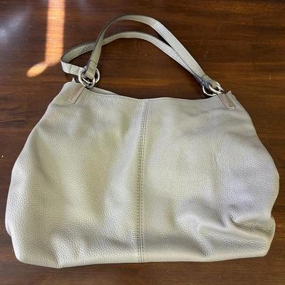 Vince Camuto 