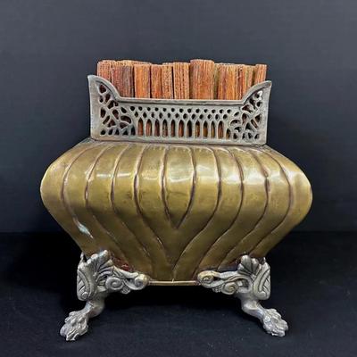 Claw Foot Jardiniere 
