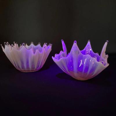 2 Vintage Fostoria Heirloom Pink Opalescent Art Glass Bowls