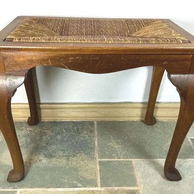 Vintage Queen Anne Styled Woven Rattan Bench