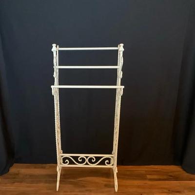Metal Towel Rack