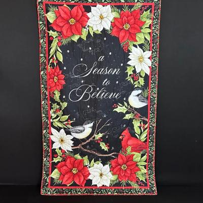 Poinsettia Quilted Wall Hanging 
