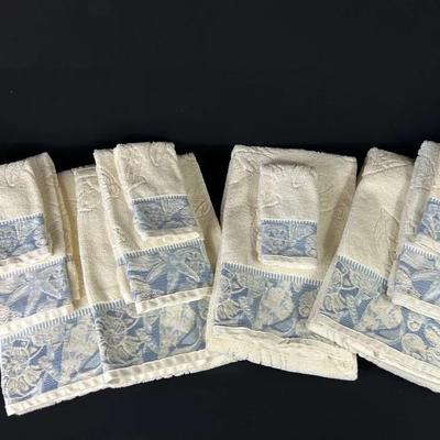 Seashell Towels In Cream & Blue