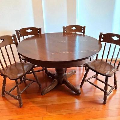 Maple Wood Table With Chairs