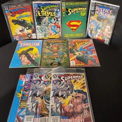 DC Comics - Lot 10 (K)