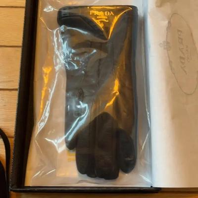 Sale Photo Thumbnail #20: Prada Leather Gloves - Never Worn!