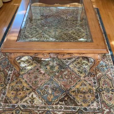 India Wool Rug and Coffee Table