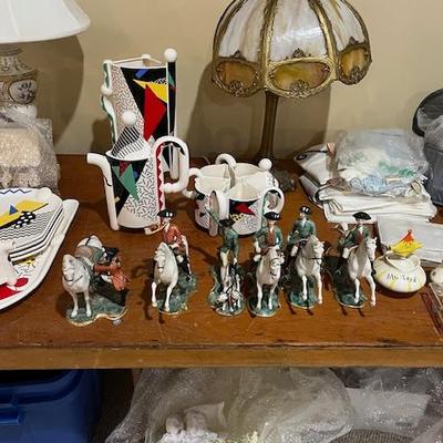 Porcelain Figurine Set 