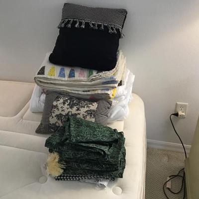 Sale Photo Thumbnail #76