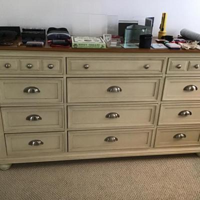 Sale Photo Thumbnail #74