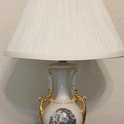 Vintage Le Grand Prix table lamp