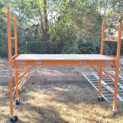 Multipurpose Scaffolding - 6ft wide, 1000lb load capacity 