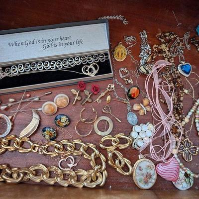 Sale Photo Thumbnail #128