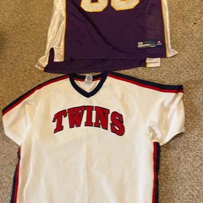 XXL Vikings And Twins Jerseys
