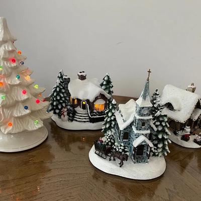 Thomas Kinkade Lighted Houses & Ceramic Christmas Tree