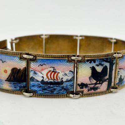 Sale Photo Thumbnail #143