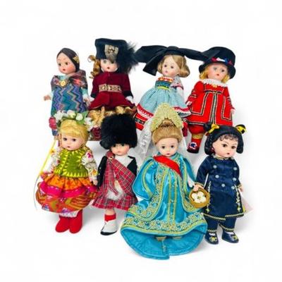 Madame Alexander International Dolls Lot (8) – All w/ Boxes	