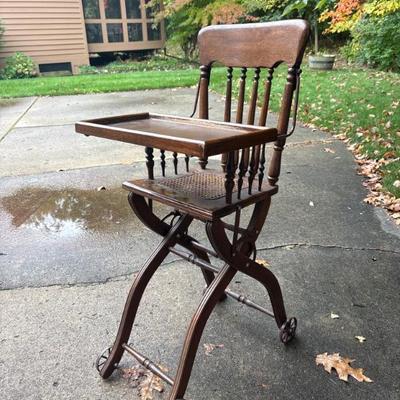 Darling vintage high chair
