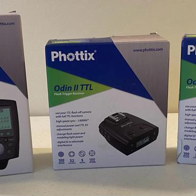 New In Box Phottix Odin 2 TTL Flash Trigger Transmitter & 2 Flash Trigger Receivers For Canon