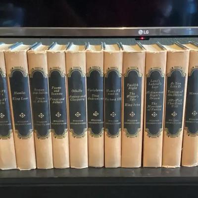 Unicorn Publishers, Inc. Shakespeare Collection  c. 1950s