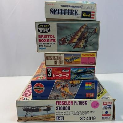 Sale Photo Thumbnail #56: Bristol Boxkite 1911 Military Biplane 1:48 | Matchbox PK-17 Messerschmitt BF/109.E | James Bond 