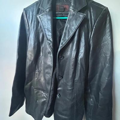 Sale Photo Thumbnail #85: Black Leather Blazer by SIENA | Women’s Size 6 | Classic Three-Button Jacket
