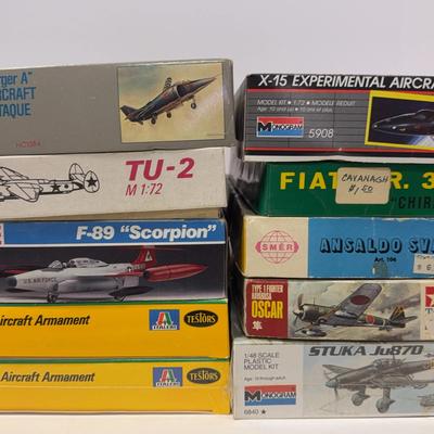 Sale Photo Thumbnail #69: Vintage & Modern Airplane Model Kits | Monogram, Testors, Tamiya & More 