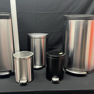 Trash Can Lot 2