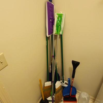 Sale Photo Thumbnail #250