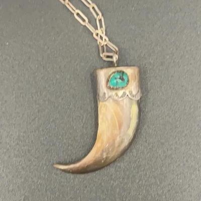 Sterling Silver Turquoise necklace With Claw