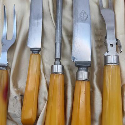 Vintage Royal Sharp Cutlery Company “Sharp Cutter” Stainless Steel With Bakelite Handles 